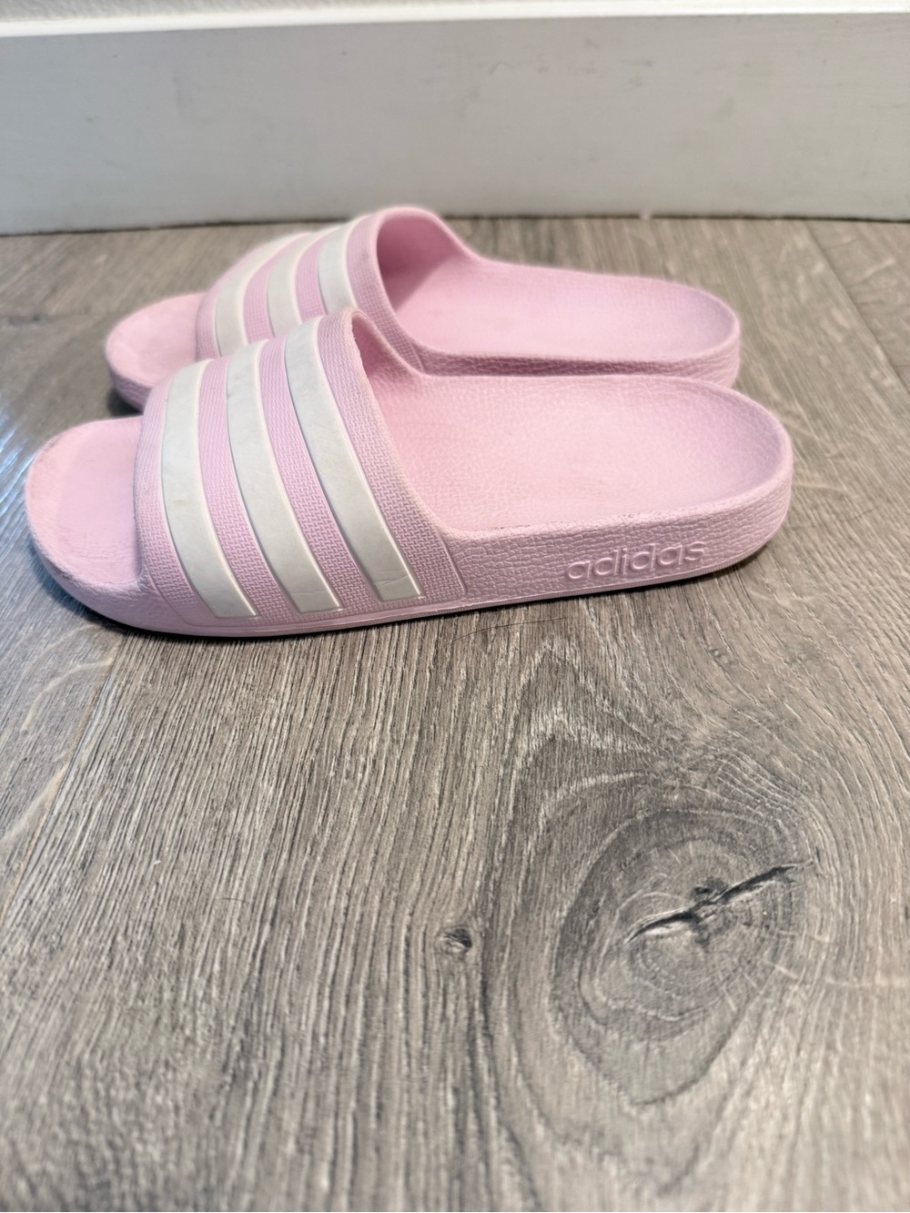 adidas Pink Slide Sandals with White Stripes - Kids - Picture 4 of 7